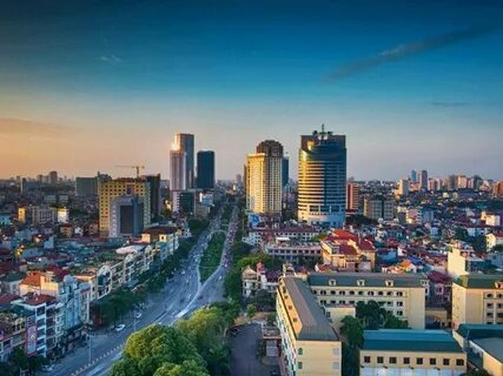 Hotspot Matrix: Biến 4 kiểu áo không thể thiếu thành cơ hội marketing đột phá